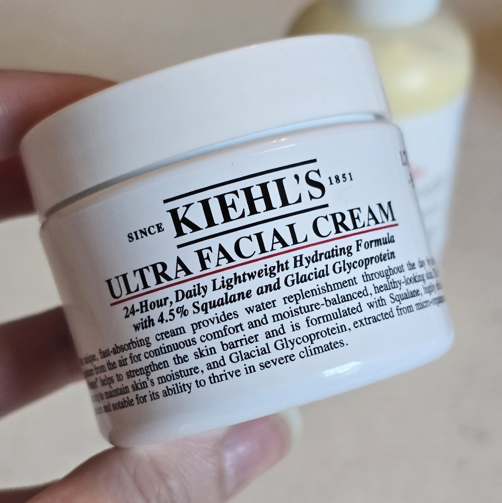 NEW Kiehl's Ultra Facial Cream with Squalane Refillable (1.7oz)